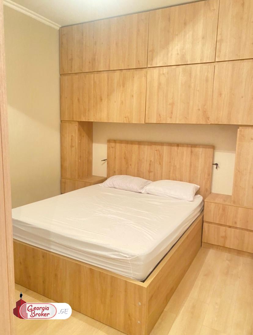 იყიდება ახალი გარემონტებული 2 ოთახიანი ბინა